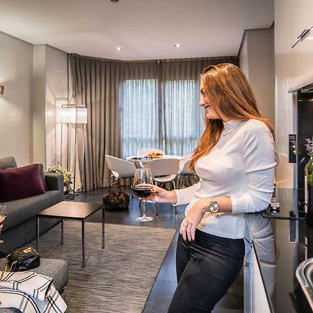Apartosuites Jardines De Sabatini Madrid Bagian luar foto